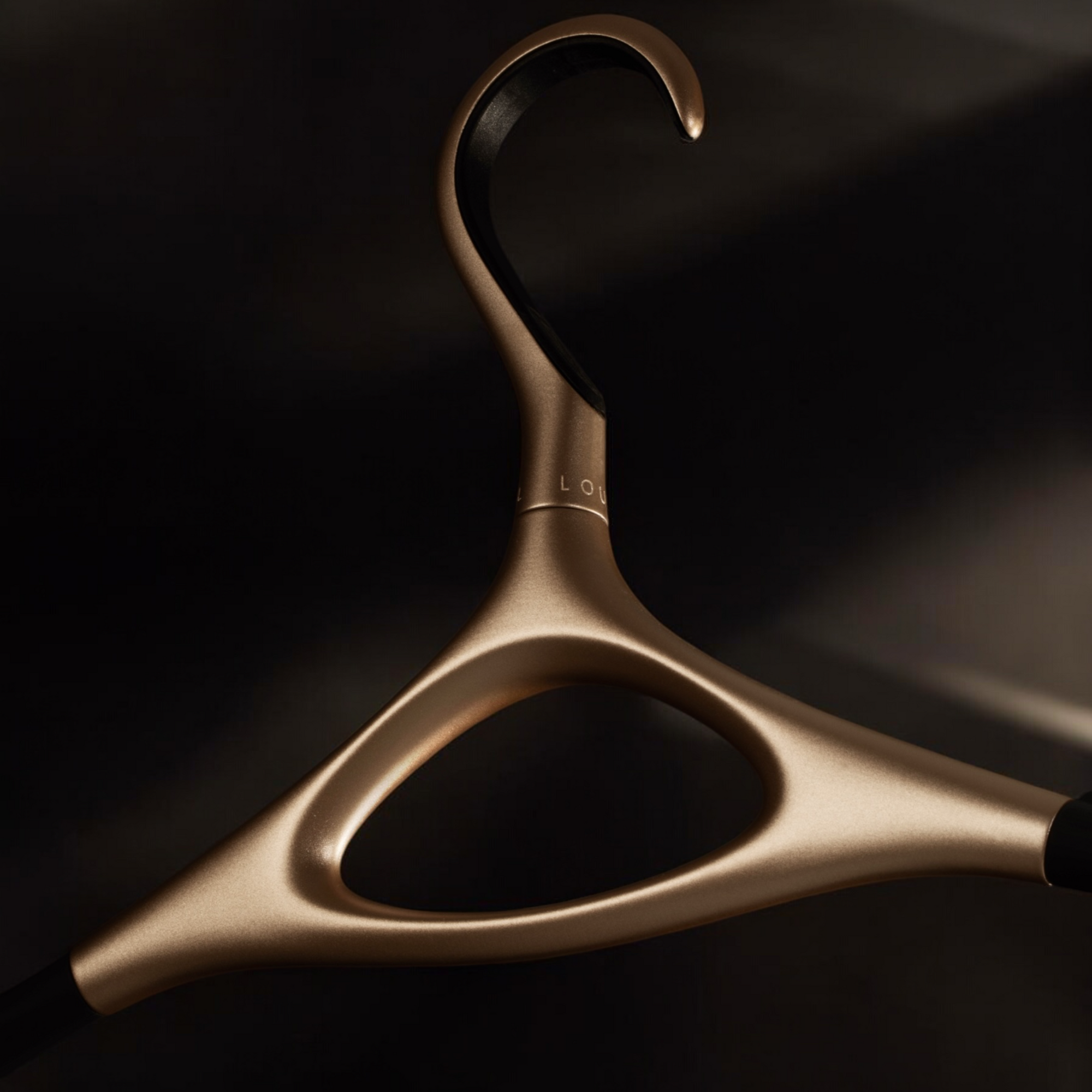 LOU HANSELL | Discover the Art of Luxury with Lou Hansell Garment Hangers