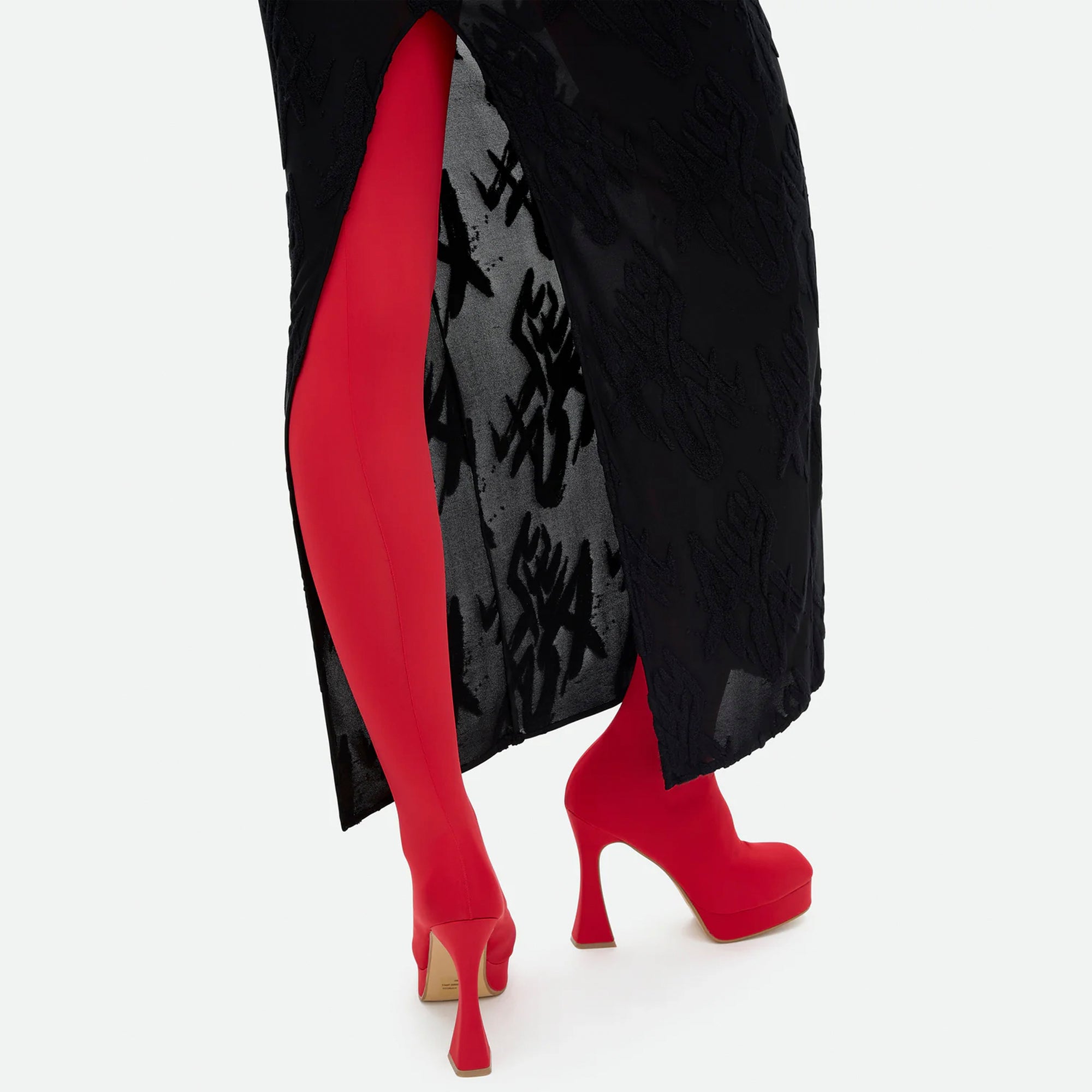 Common Hours | Offset Dress