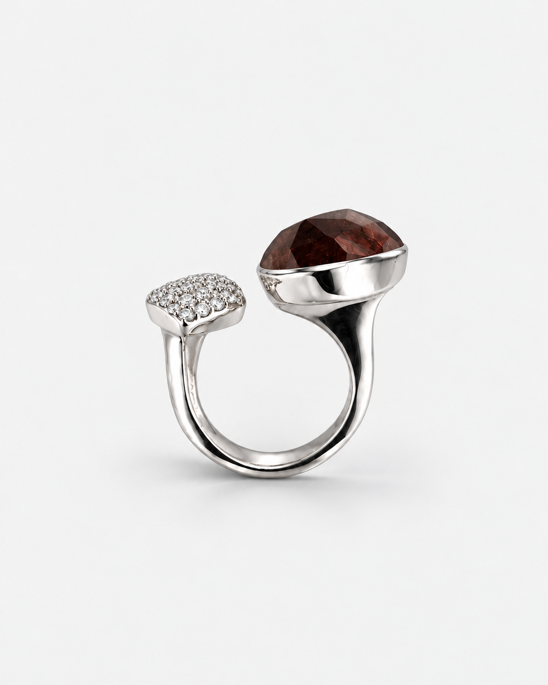 Saavi red tiger’s eye and crystal ring — side profile